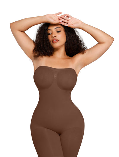 Trägerloser formgebender Bodysuit in Shapewear