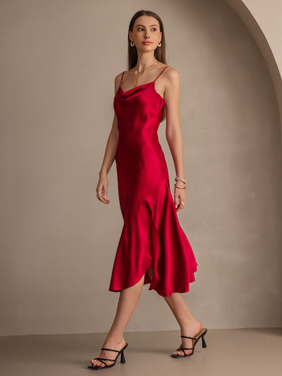 Reines Seidenkleid mit Spaghettiträgern und Schlitz