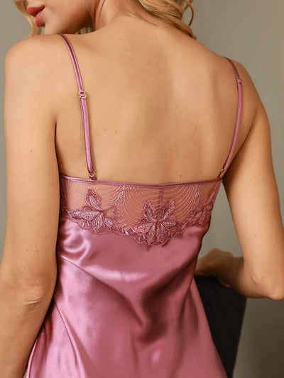 Slip-Kleider aus reiner Seide mit sexy Spitzenhalsausschnitt