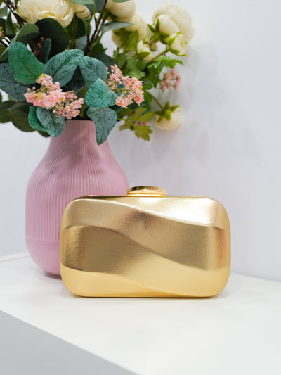 Golden wave effect clutch