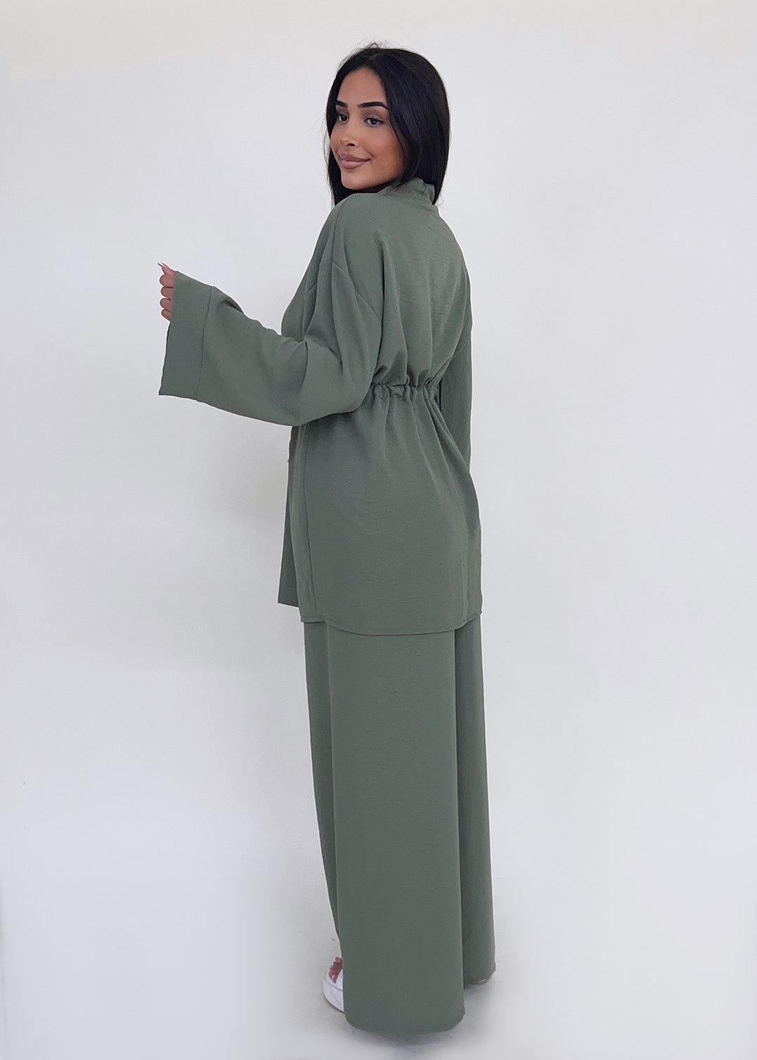 Set aus Oberteil und Hose Khaki